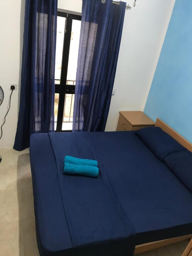 Gzira Centre Apartment Bagian luar foto